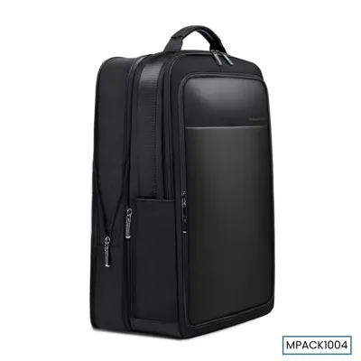 LARGE CAPACITY MULTIFUNCTIONAL BACKPACK